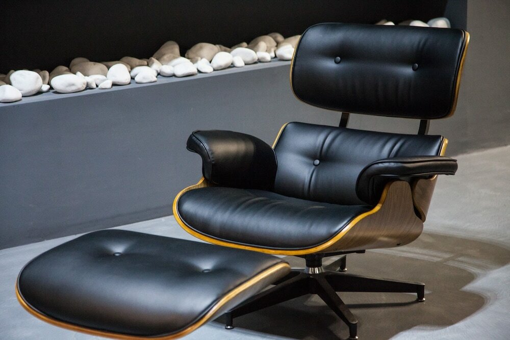 Фото Modern Industrial Apt In Neos Kosmos