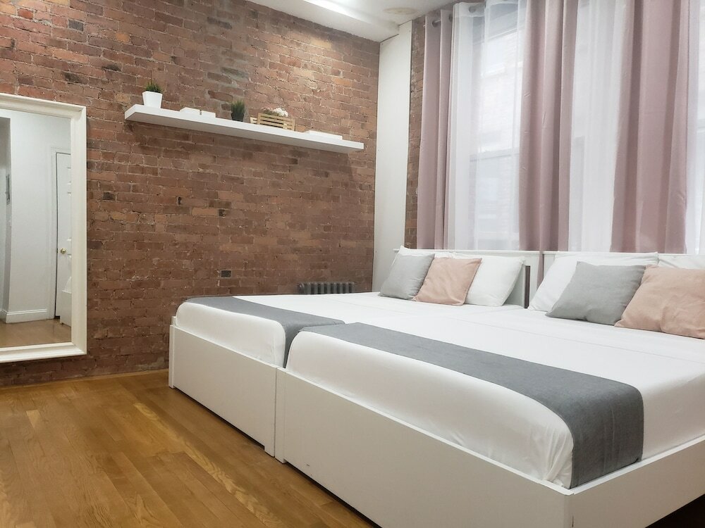 Фото Hotel and the City-Midtown