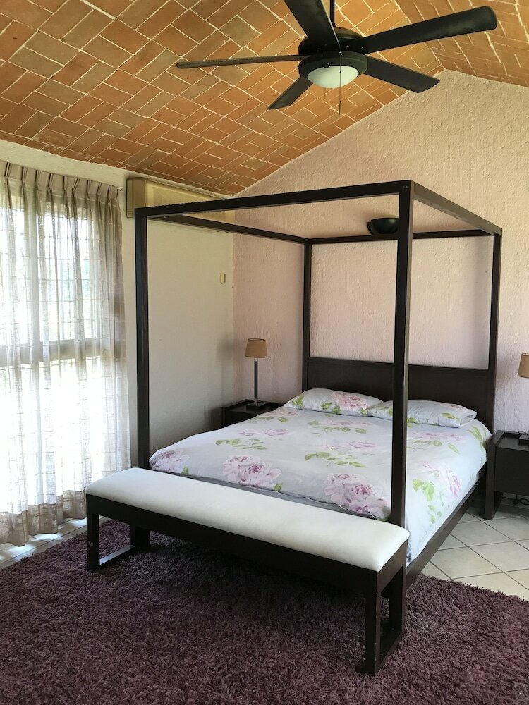 Фото Cuernavaca Hermosa y Amplia Casa