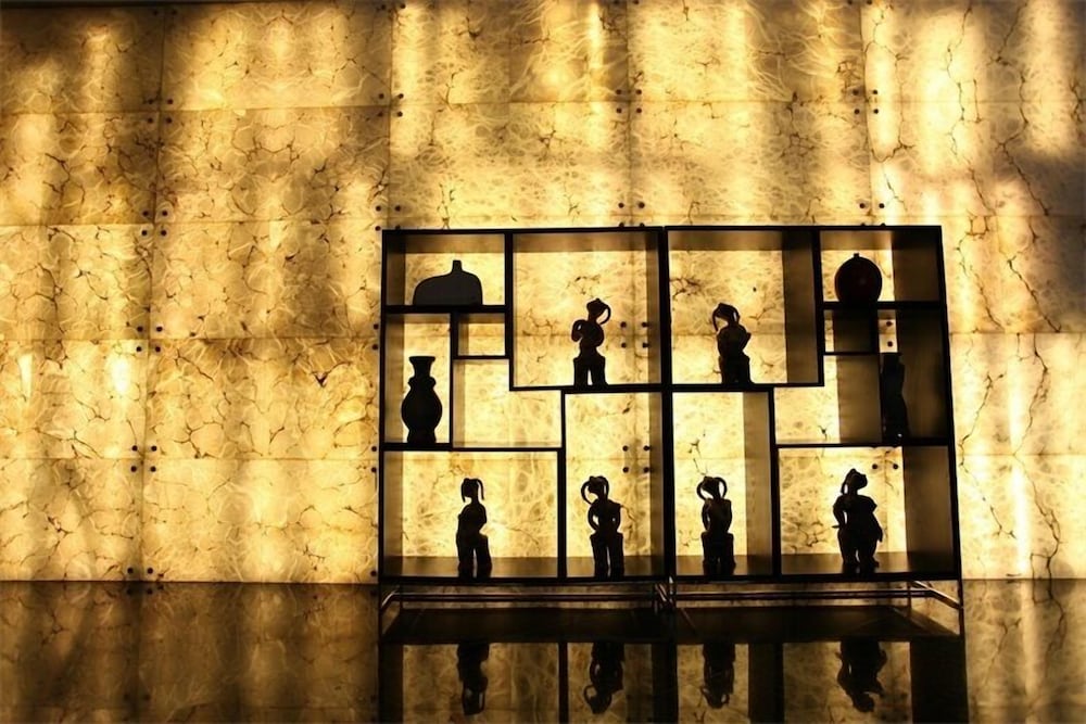 Фото Zhuhai Zobon Art Hotel