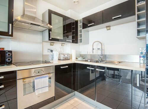 Гостиница Adriatic One Bed and Bath Apartment в Лондоне