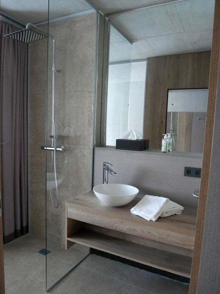 Фото Hotel im Zentrum für Visionen