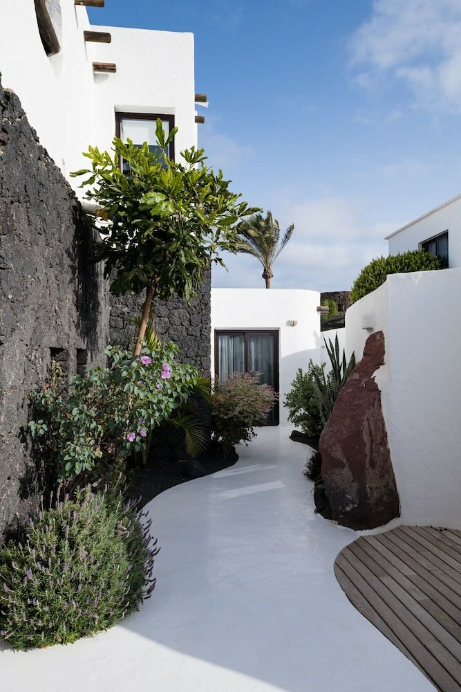 Фото Kamezí Boutique Villas