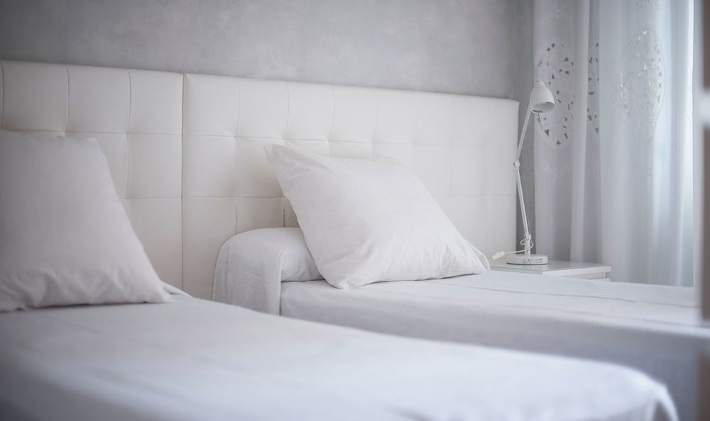 Фото Apartamentos Montserrat