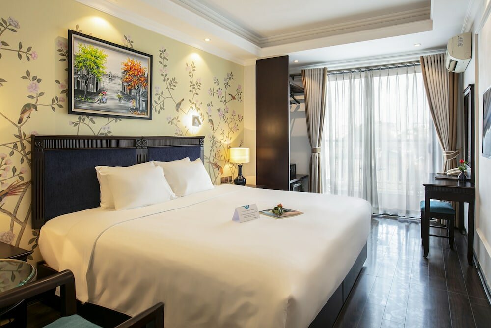 Фото Golden Legend Boutique Hotel