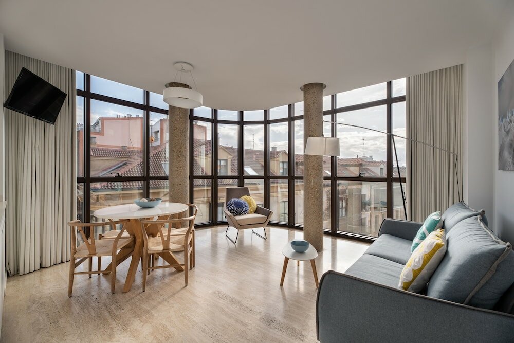 Фото Apartamentos Suite The Way