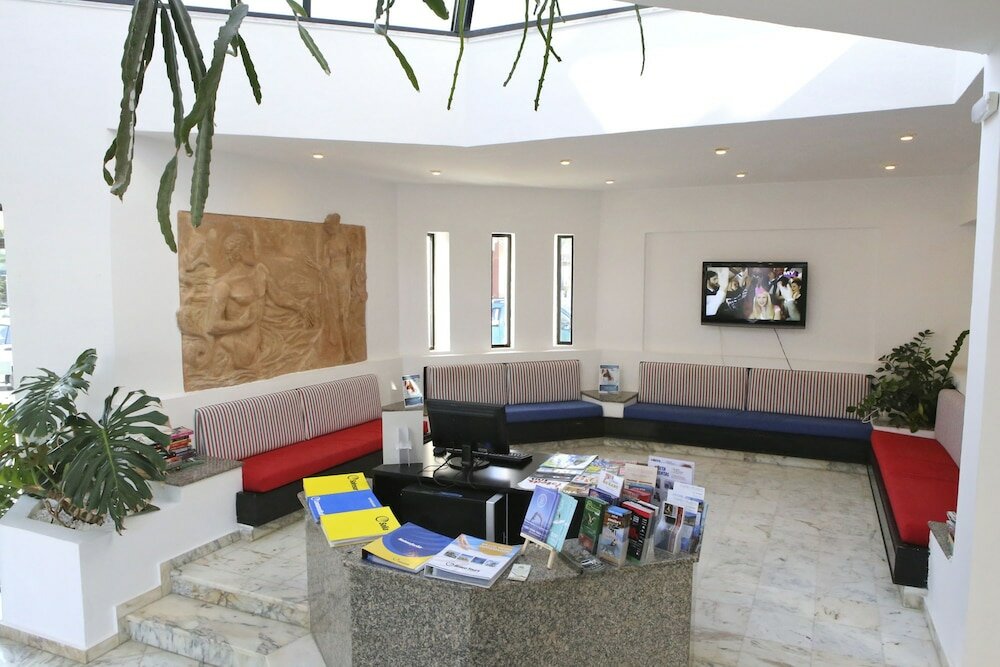 Фото Marina Sands Art Hotel