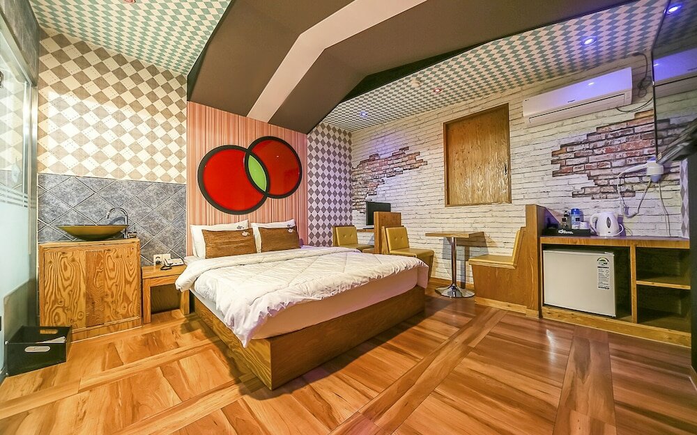 Фото Pohang Jukdo Market Breaktime Ma Hotel