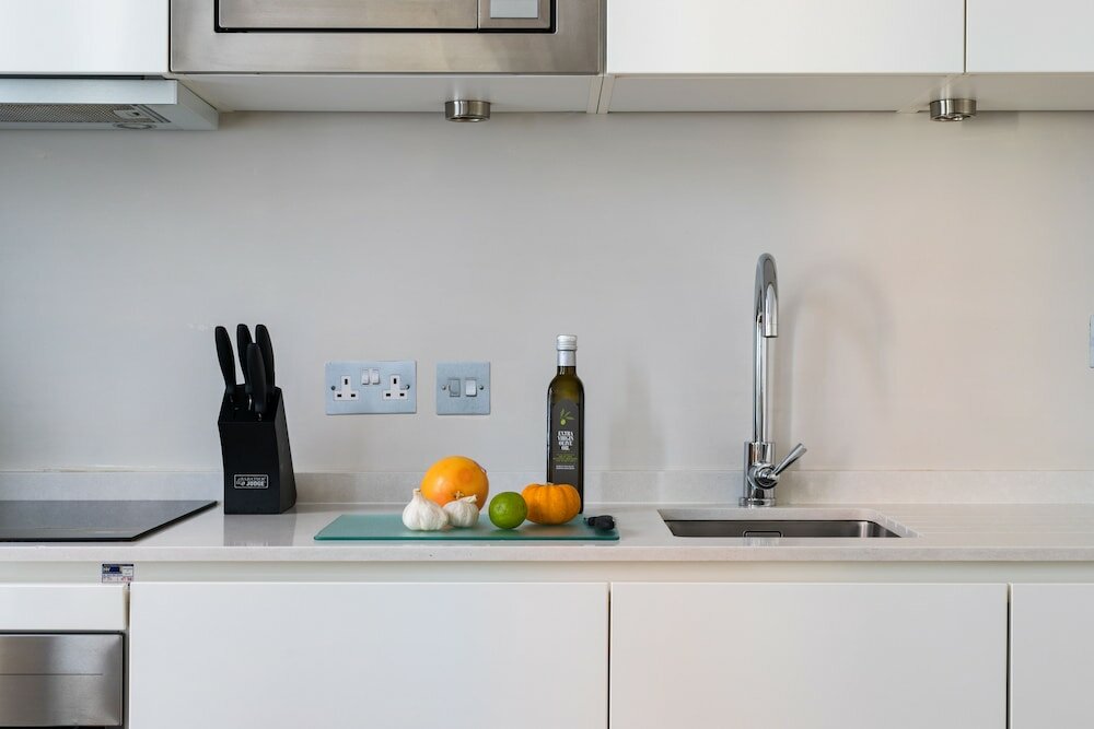 Фото Tavistock Place Apartments