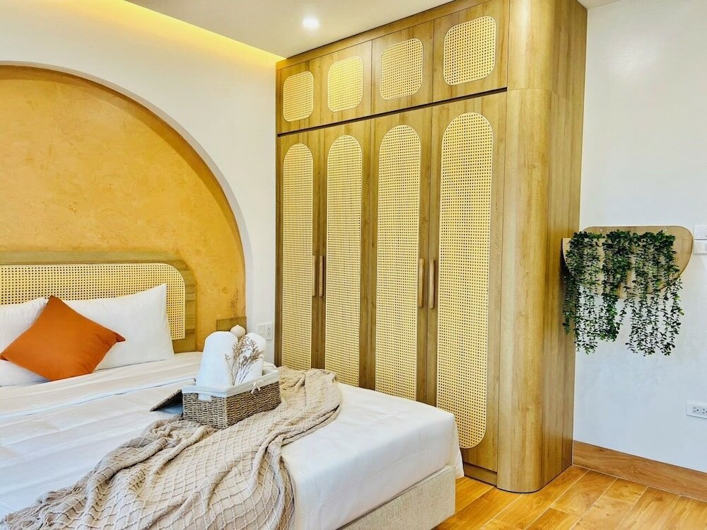 Фото IRest Orange Tay Ho Lakeside Apartment