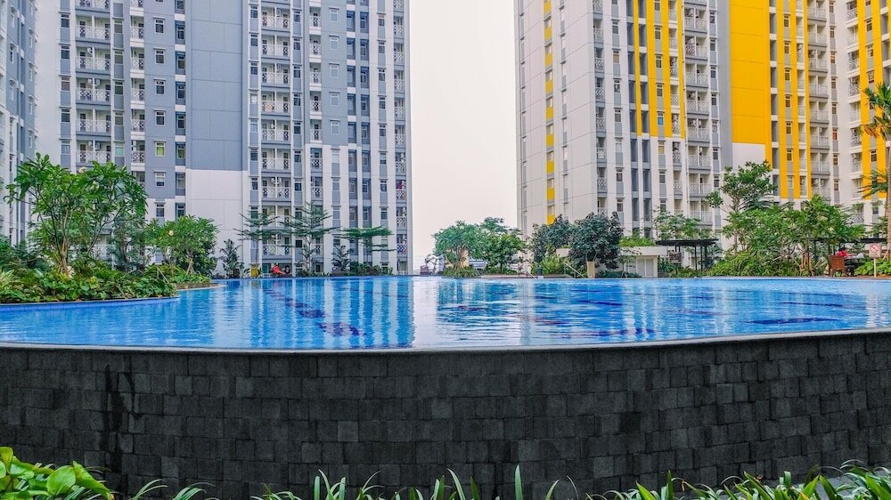 Фото Comfort And Homey 2Br At Springlake Apartment Bekasi