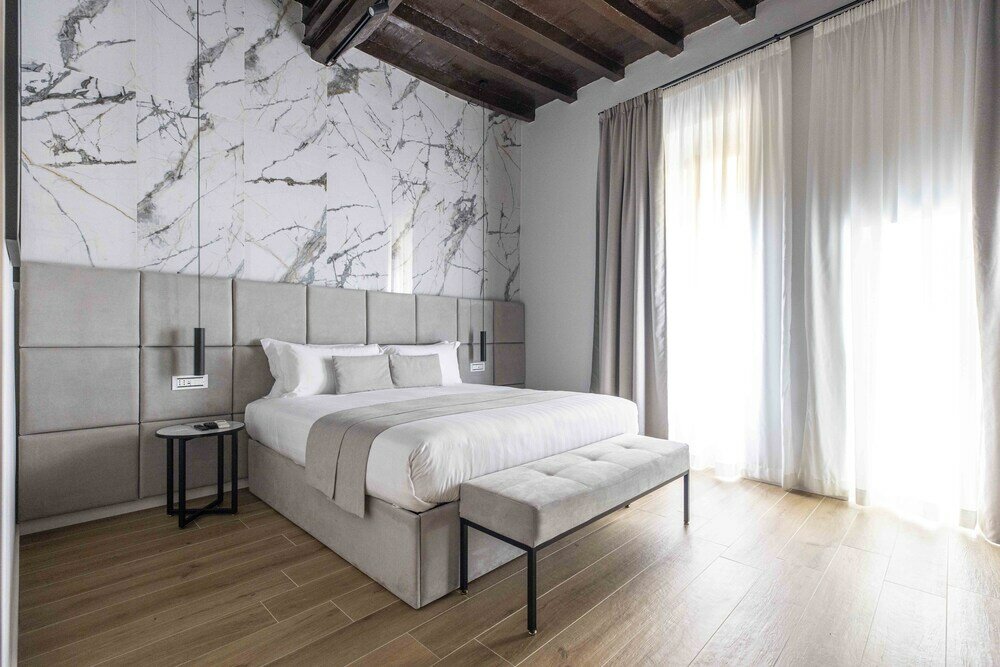Фото Home at Rome Luxury Navona