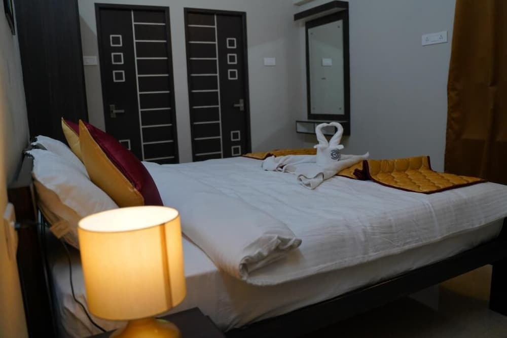 Фото Hotel Akshith Inn