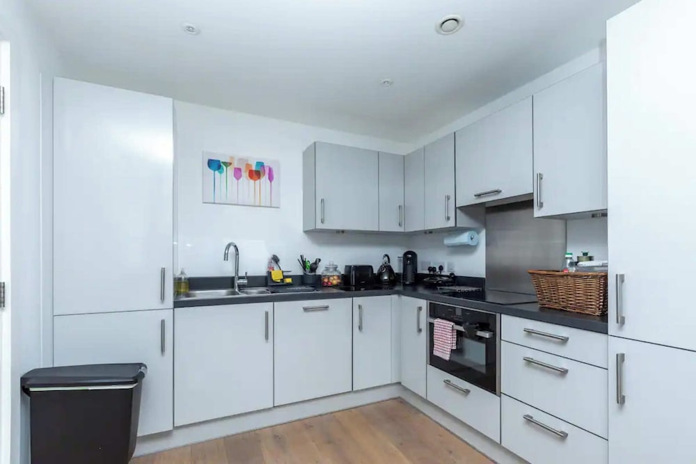 Фото Sleek & Modern 1bd Flat - Angel