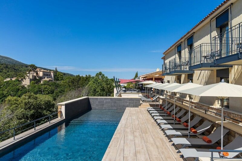 Гостиница Hotel Sainte Victoire