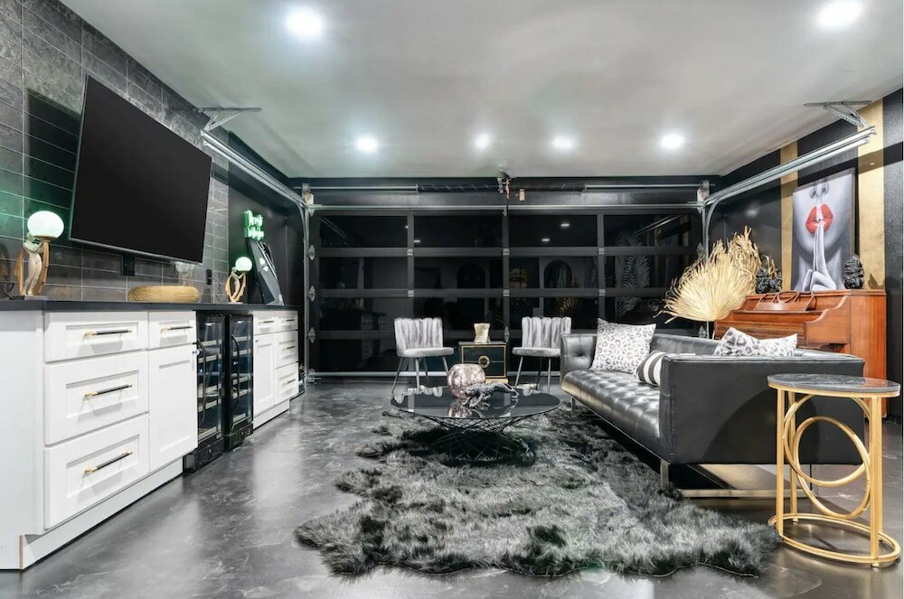 Фото Side by Side Lux Homes