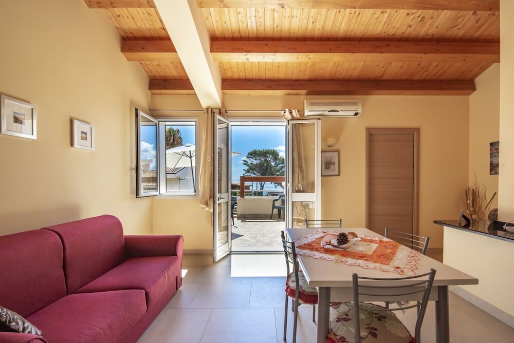 Фото Villa Tonnara 50m dal mare