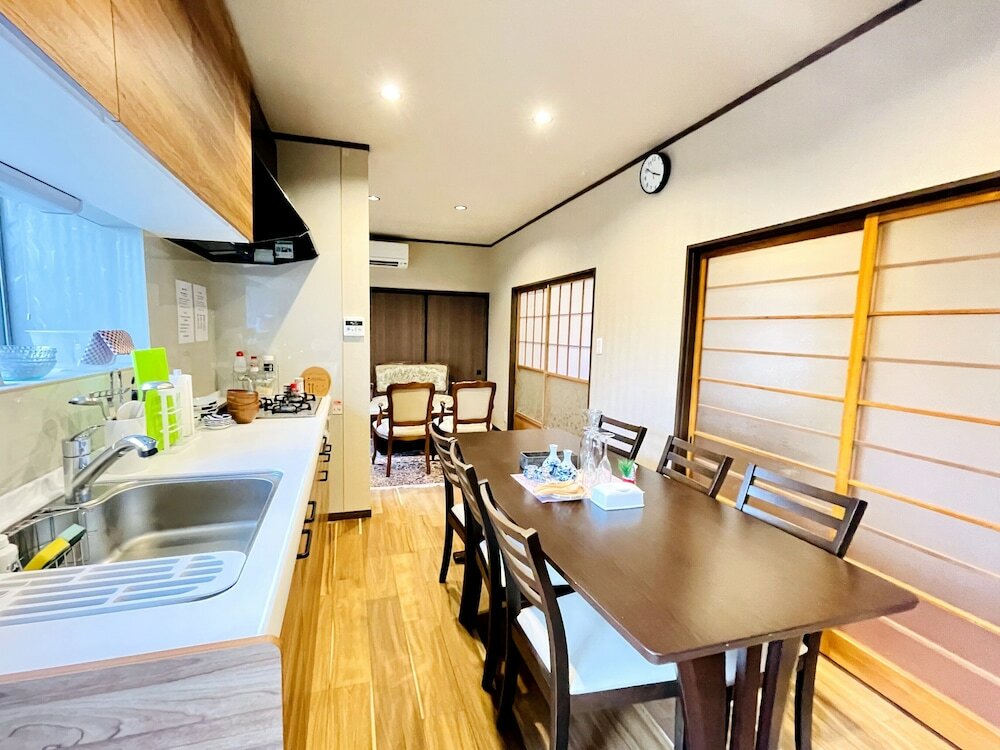 Фото Hakone Lake Side Villa & Hot Springs