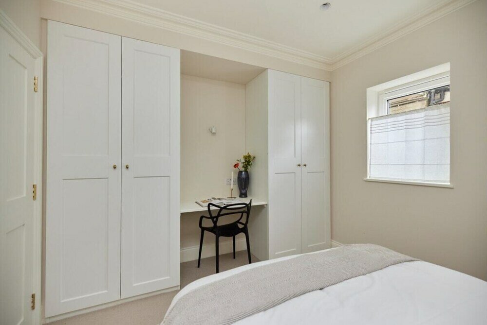 Фото The Fulham Scenery - Dazzling 2bdr Flat With Garden