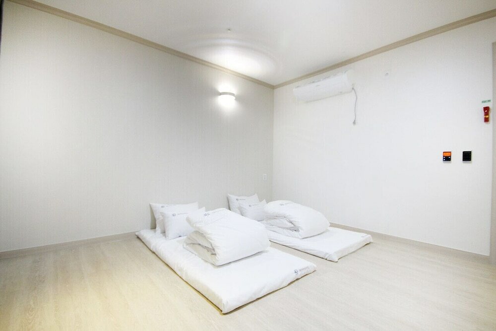 Фото Mj Tour Hostel