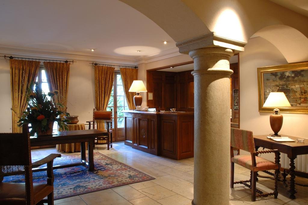 Фото Demeures & Châteaux Hôtel de Greuze