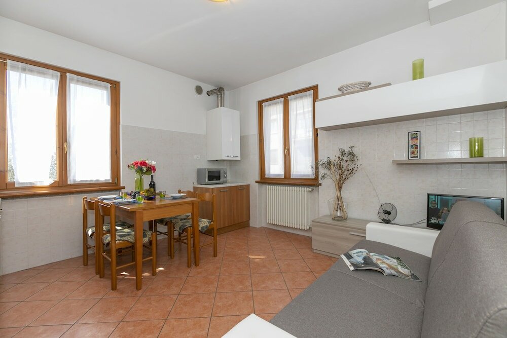 Фото Garibaldi Lake view 3