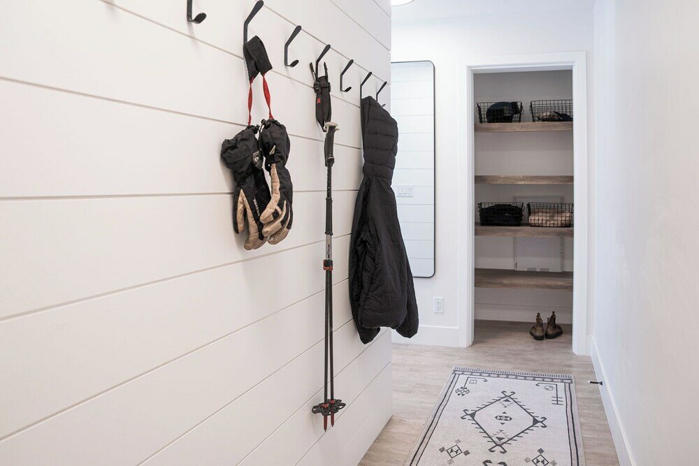 Фото Glades and Green by Revelstoke Vacations