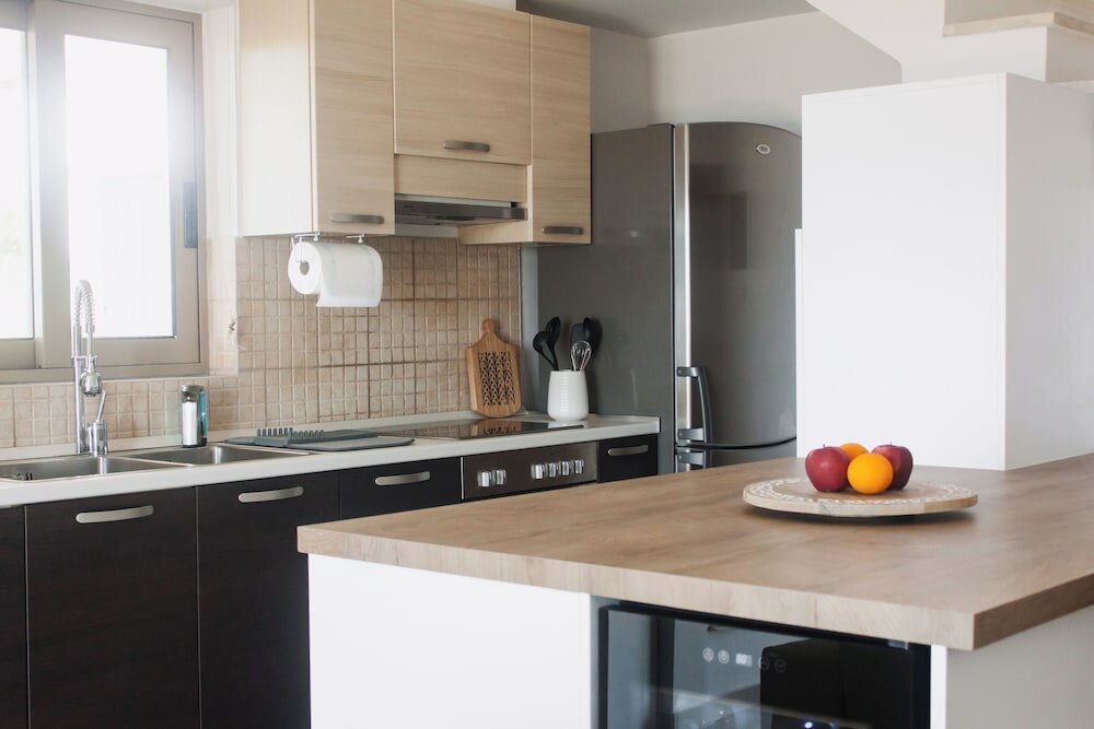 Фото Villa Cook with pool and sea views