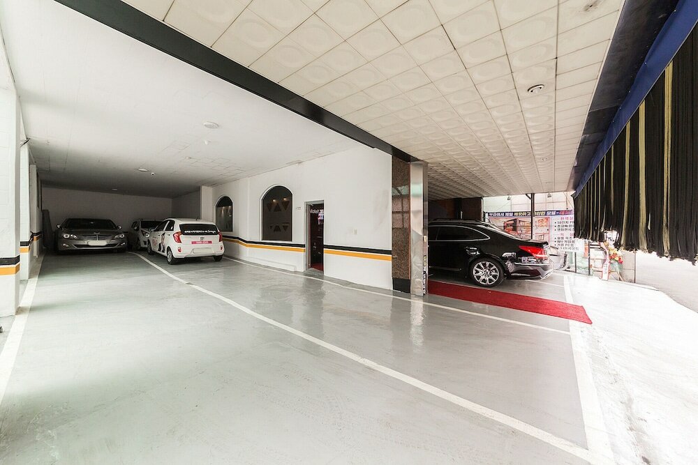 Фото Bucheon Red