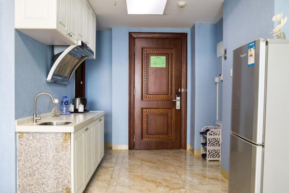 Фото Ruide Apartment Wanyi Plaza Branch