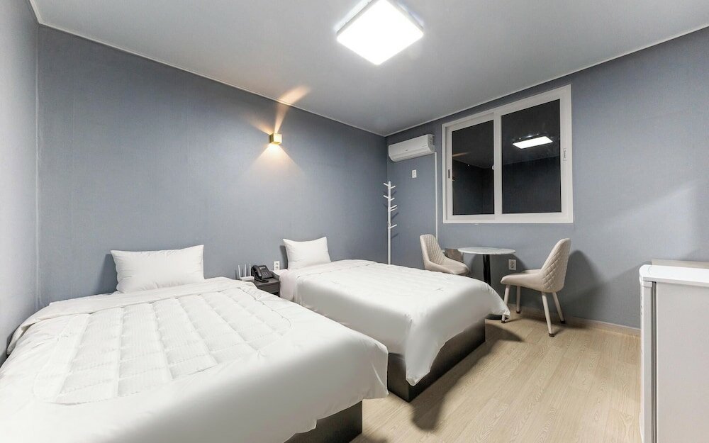 Фото Yeosu Rivera Hotel