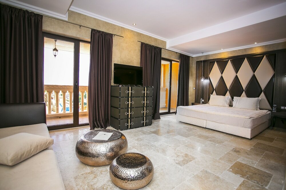 Фото Villas Elenite Premium