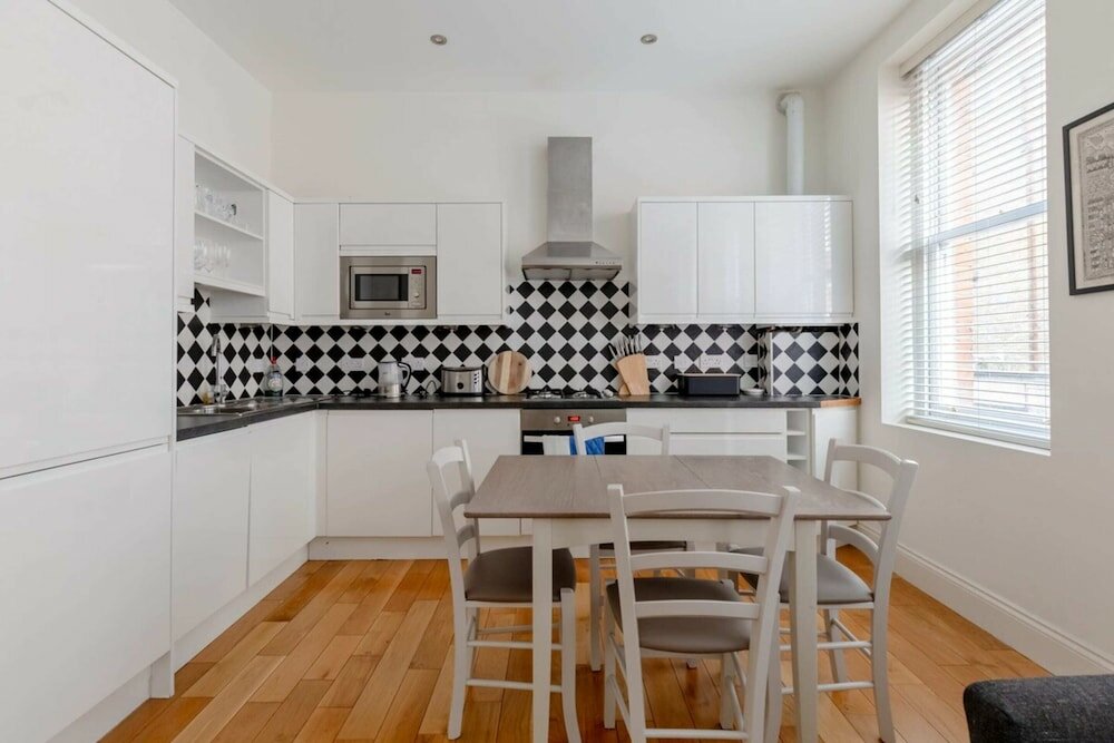 Фото Stylishly Snug 1bd Flat, Camden Town!