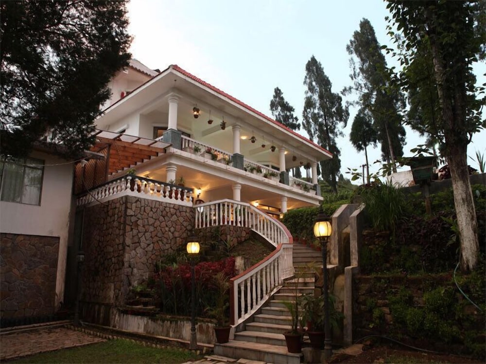 Фото Sourenee Tea Estate & Boutique Resort