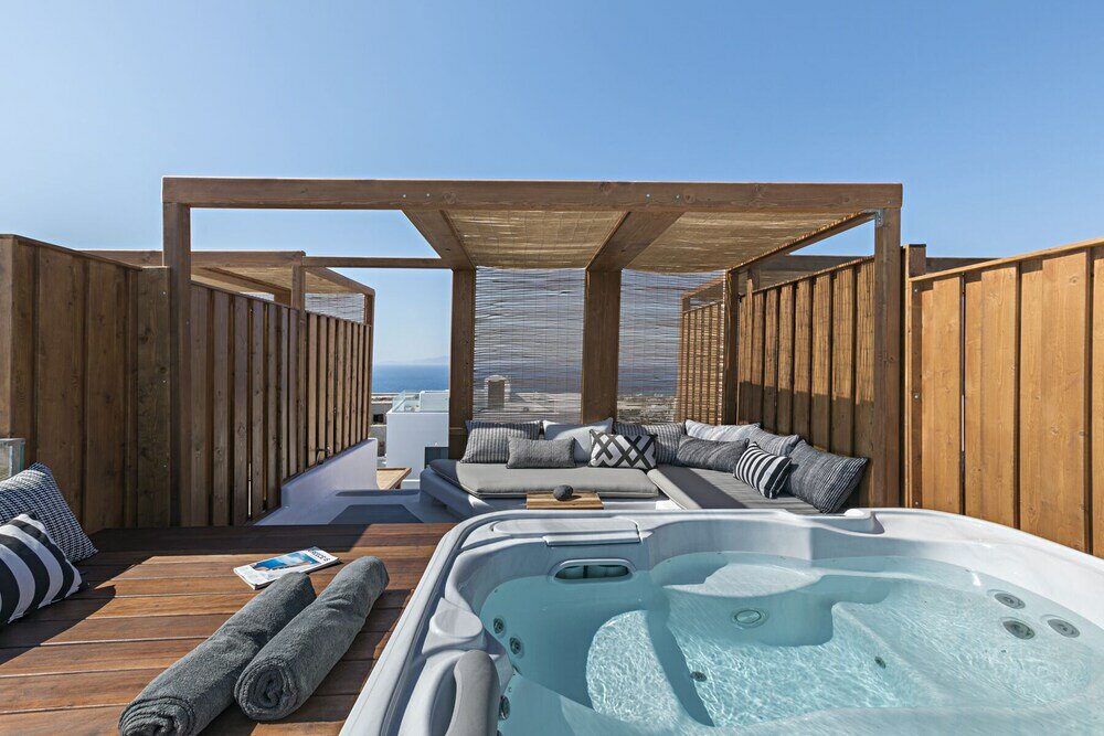 Фото 3 Elements by Stylish Stays