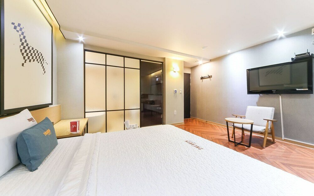 Фото Busan Deokcheon 2heaven