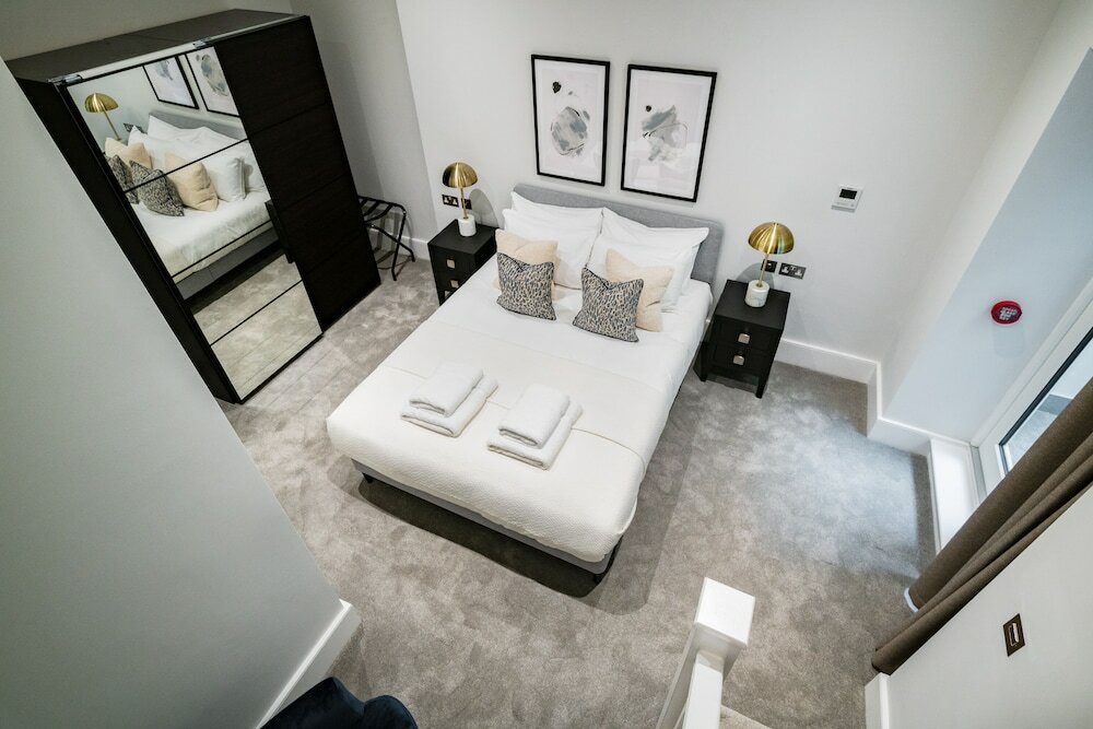 Фото 2 Queensberry Place by Stayo