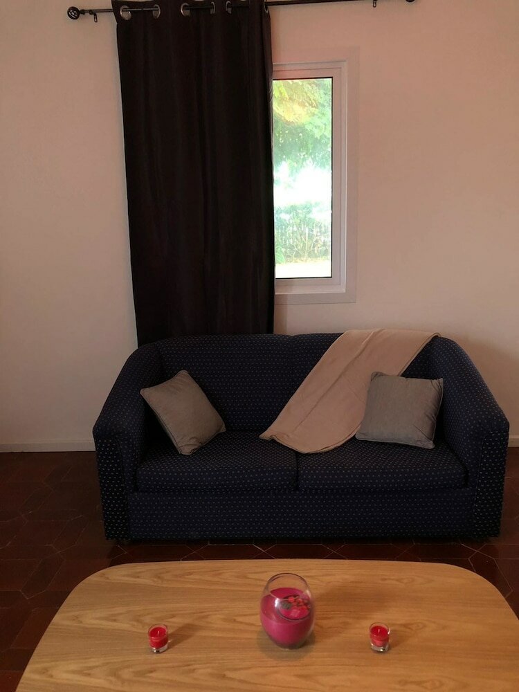 Фото House With 2 Bedrooms in Pico da Pedra, With Wonderful sea View and Enclosed Garden Near the Beach