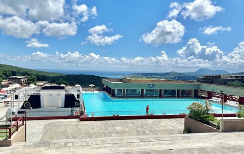 Cugnana Verde Superiore con piscina