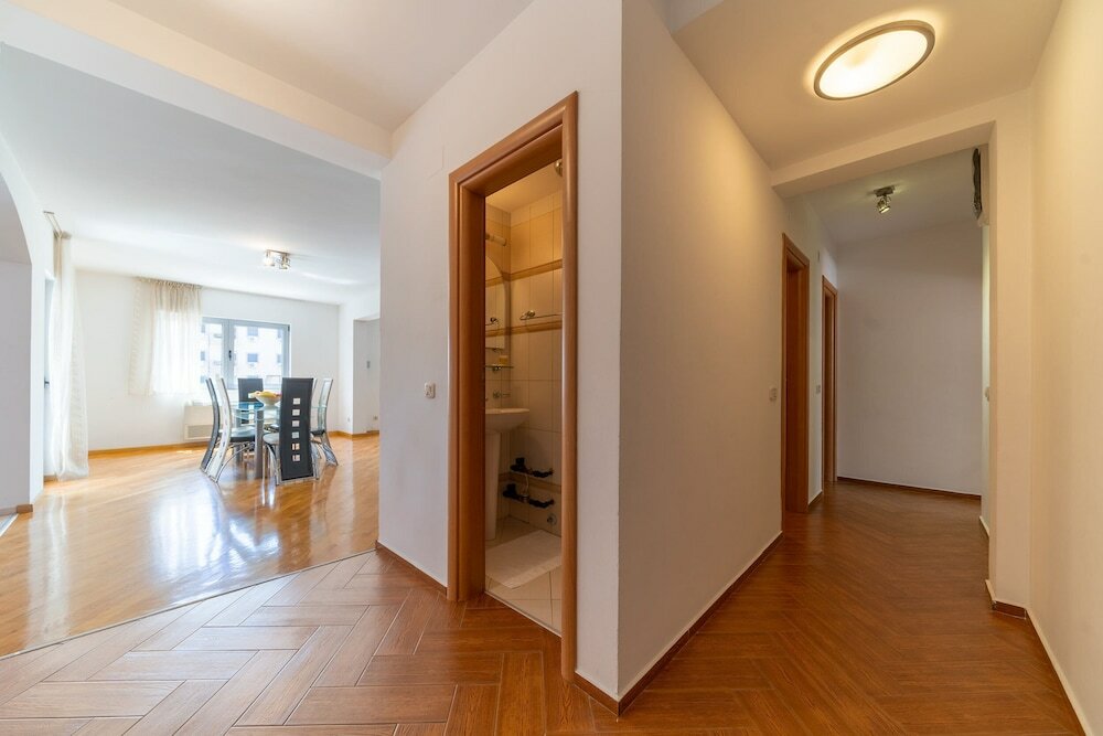 Фото SMS Apartments