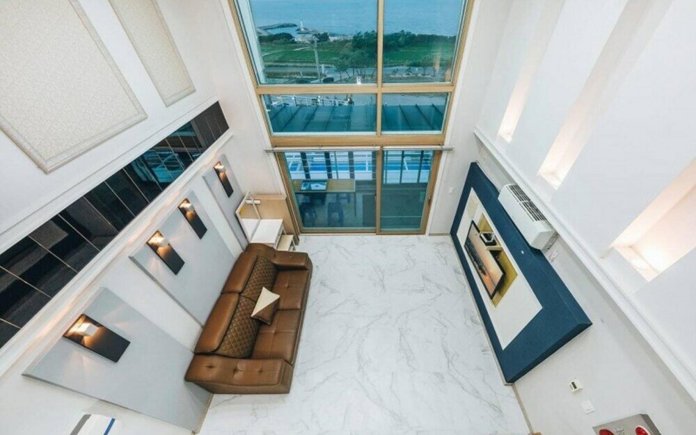 Фото Pohang Cheonnyeonbawi Pension