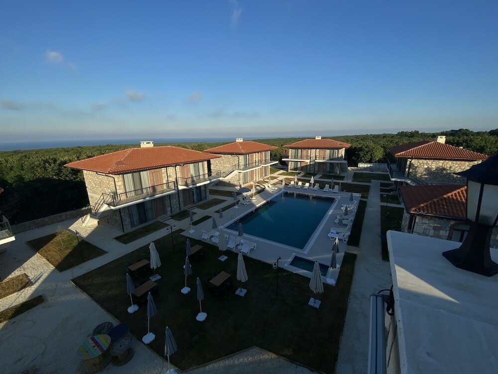 Фото Hotel Rezve