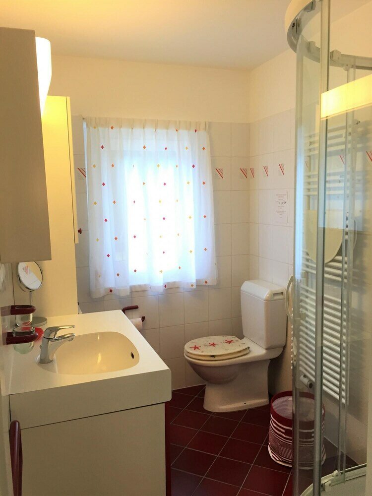 Фото Direct on Lugano Lake: Take a Swim From Your Villa