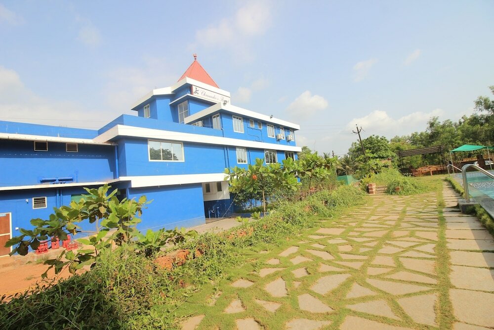 Фото Oyo 39345 Chrisander's Resort