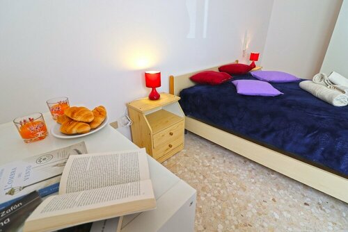 Апартаменты Central Apartment With Wi-fi, Air Conditioning And Balcony Pets Allowed