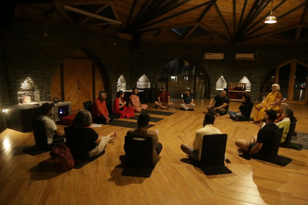 Фото Osho Himalayas