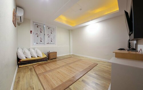Гостиница Iksan Hotel Banditburi в Иксане