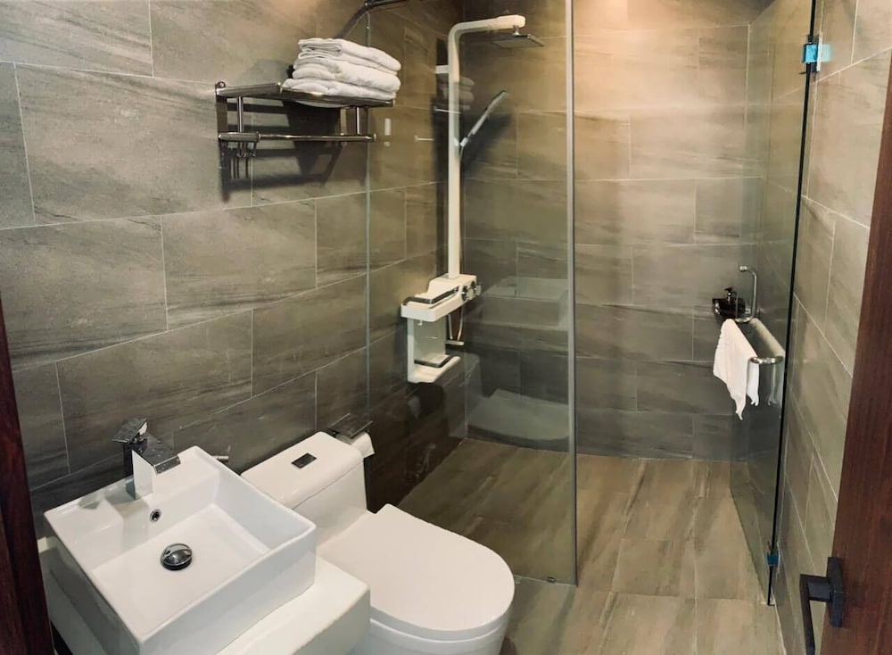 Фото Kiwi Hotel & Apartments