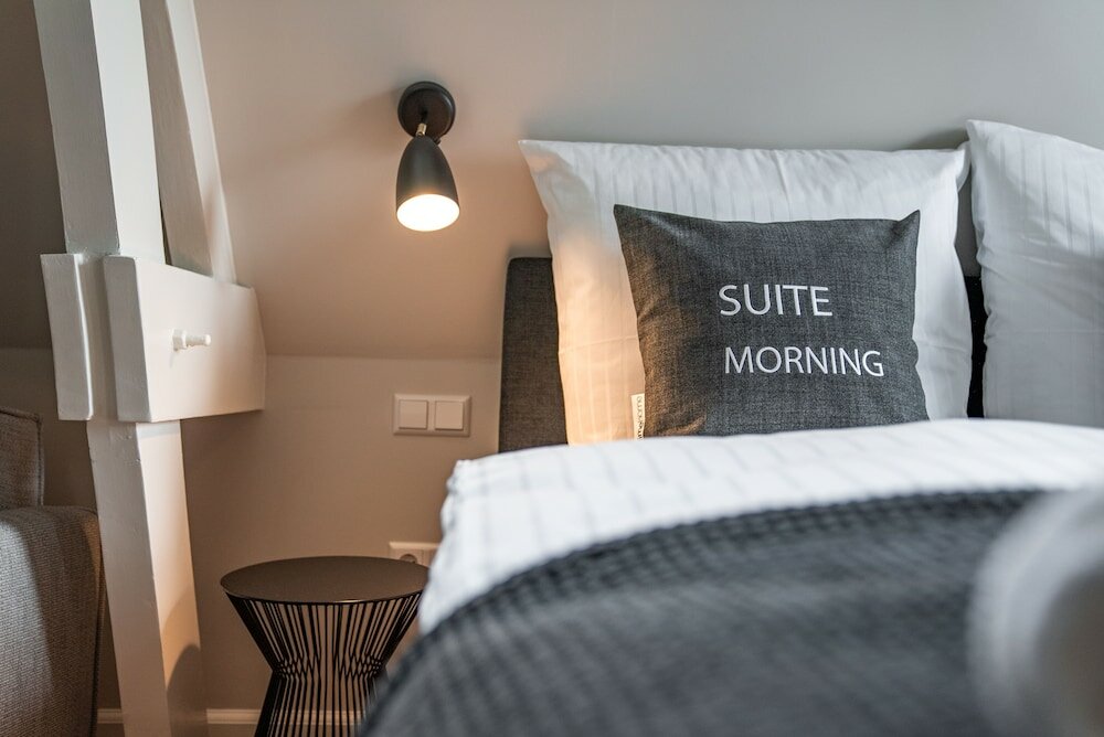 Фото Limehome Den Haag Keizerstraat