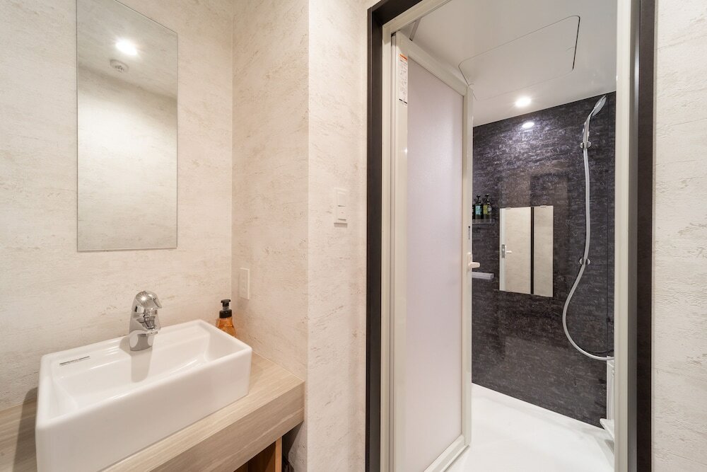Фото Wellstay Namba